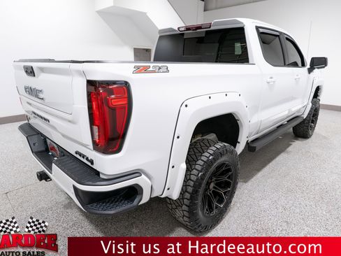 Used 2023 GMC Sierra 1500 AT4 w/ AT4 Premium Package image 5