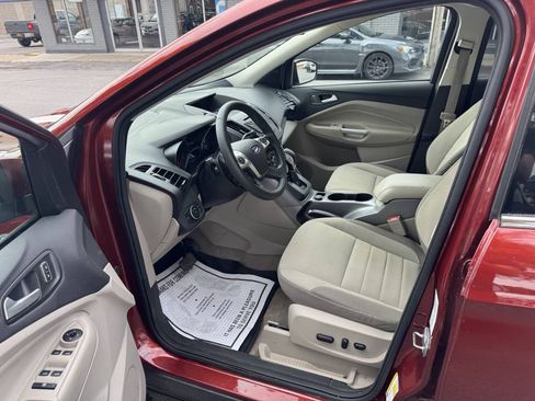 Used 2016 Ford Escape SE AWD/4WD image 7