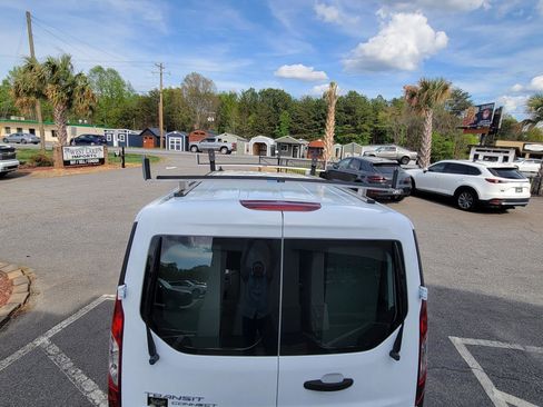 Used 2019 Ford Transit Connect XL image 12