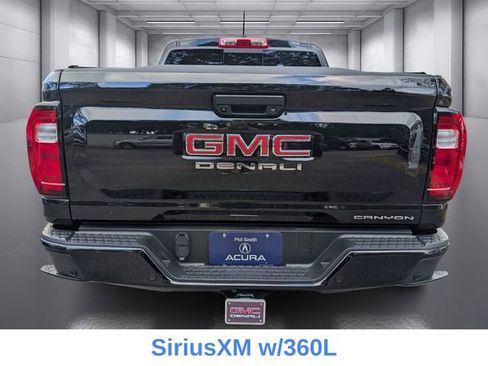 Used 2023 GMC Canyon Denali image 7