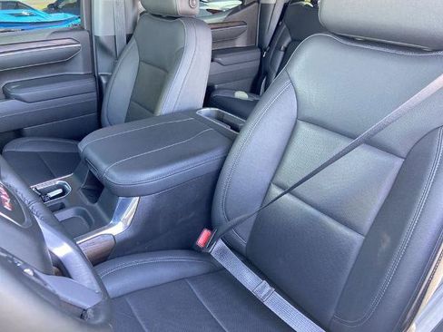 Used 2025 GMC Sierra 1500 SLT w/ SLT Premium Plus Package AWD/4WD image 15