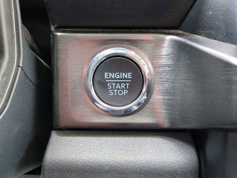 Used 2024 Ford F250 Lariat w/ Lariat Ultimate Package image 31