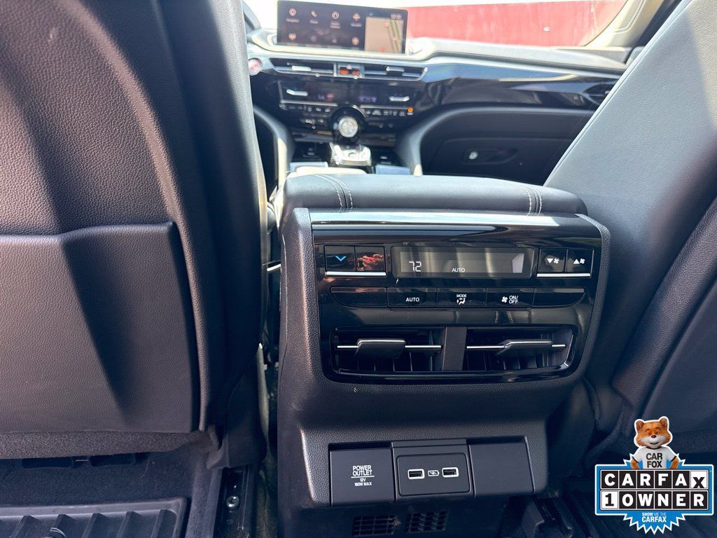 Used 2023 Acura MDX w/ Technology Package AWD/4WD image 27