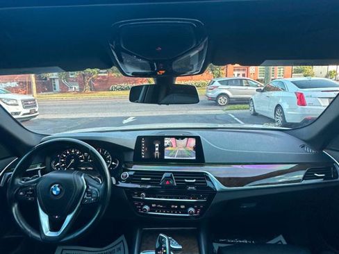 Used 2018 BMW 530i xDrive w/ Premium Package AWD/4WD image 29