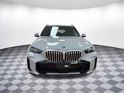 Used 2024 BMW X5 xDrive50e w/ M Sport Package image 6