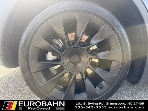 Used 2023 Tesla Model Y Long Range image 29
