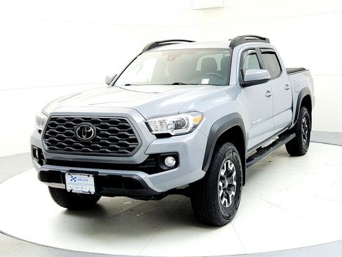 Certified 2021 Toyota Tacoma TRD Off-Road image 2