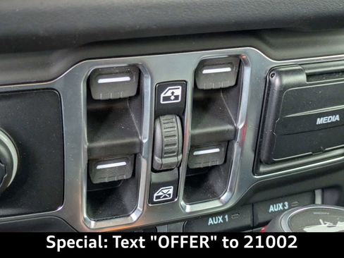 Used 2026 Jeep Wrangler Unlimited Rubicon w/ Safety Group AWD/4WD image 19