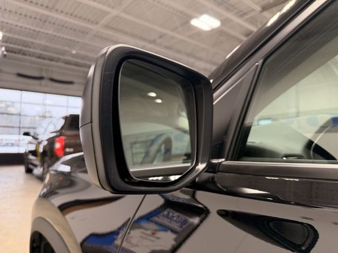 Used 2024 Honda Pilot LX image 10