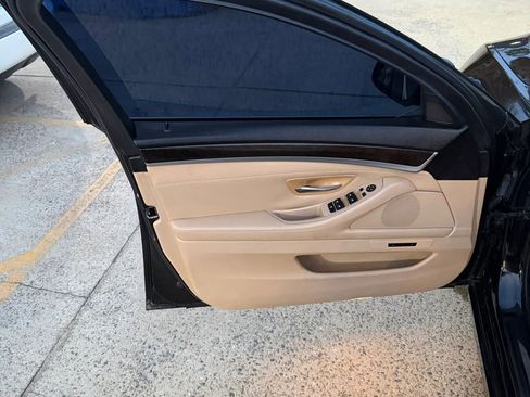 Used 2013 BMW 528i Sedan image 8