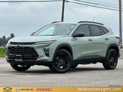 New 2026 Chevrolet Trax ACTIV image 1