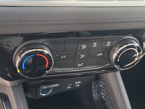 New 2026 Chevrolet TrailBlazer LT w/ Midnight Edition FWD image 29