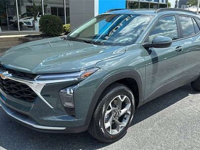 New 2025 Chevrolet Trax LT