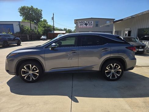 Used 2017 Lexus RX 350 FWD w/ Premium Package image 4