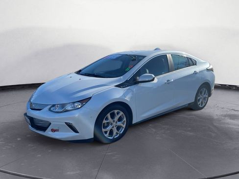 Used 2017 Chevrolet Volt Premier w/ Driver Confidence II Package image 3