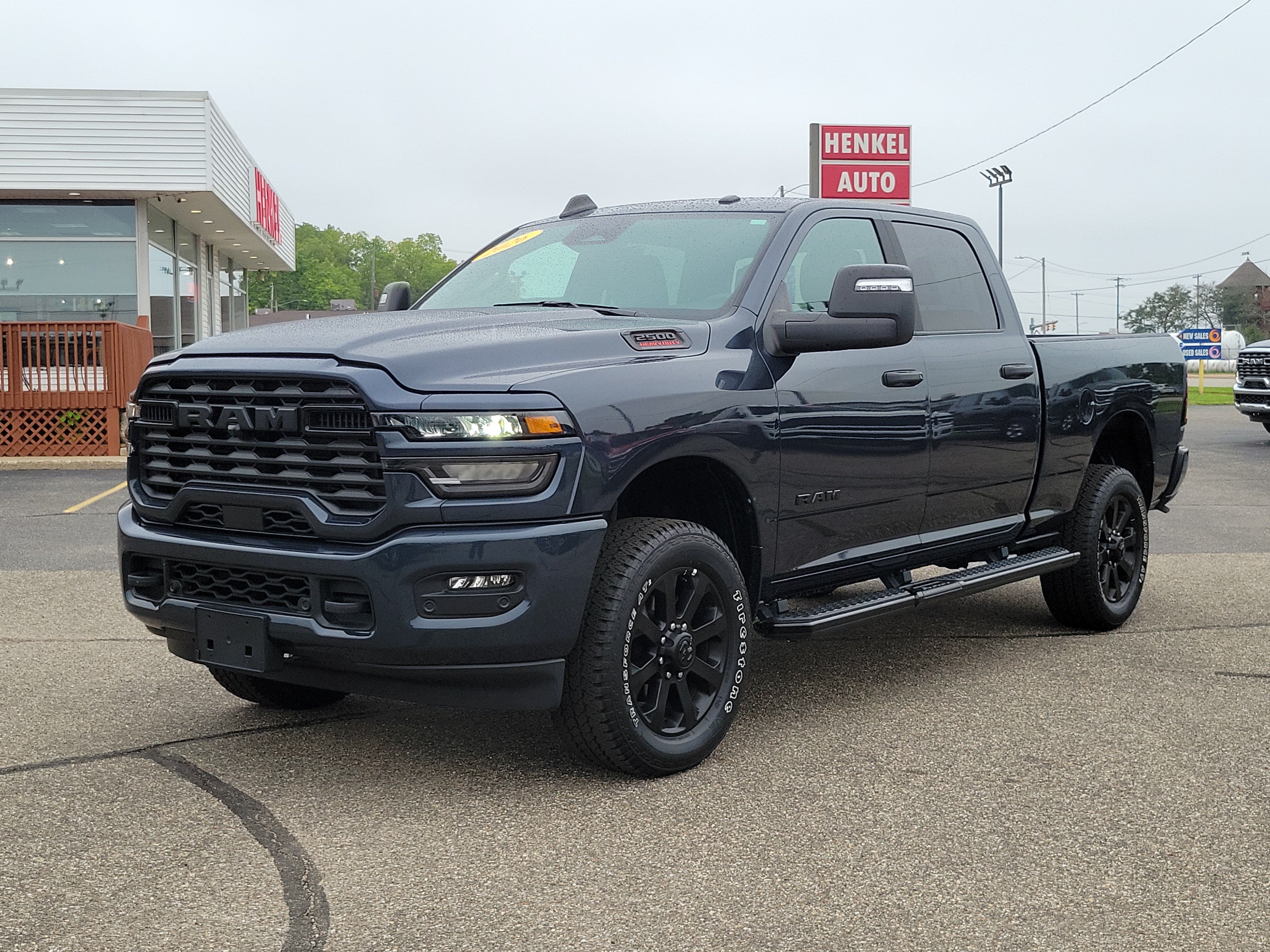 Used 2026 RAM 2500 Big Horn AWD/4WD image 2