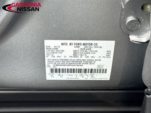Used 2023 Ford Explorer XLT AWD/4WD image 41