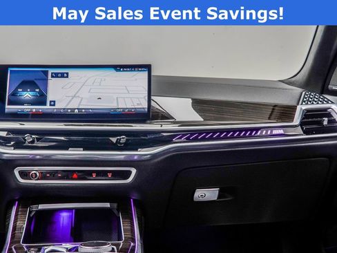 Used 2024 BMW X7 M60i AWD/4WD image 20
