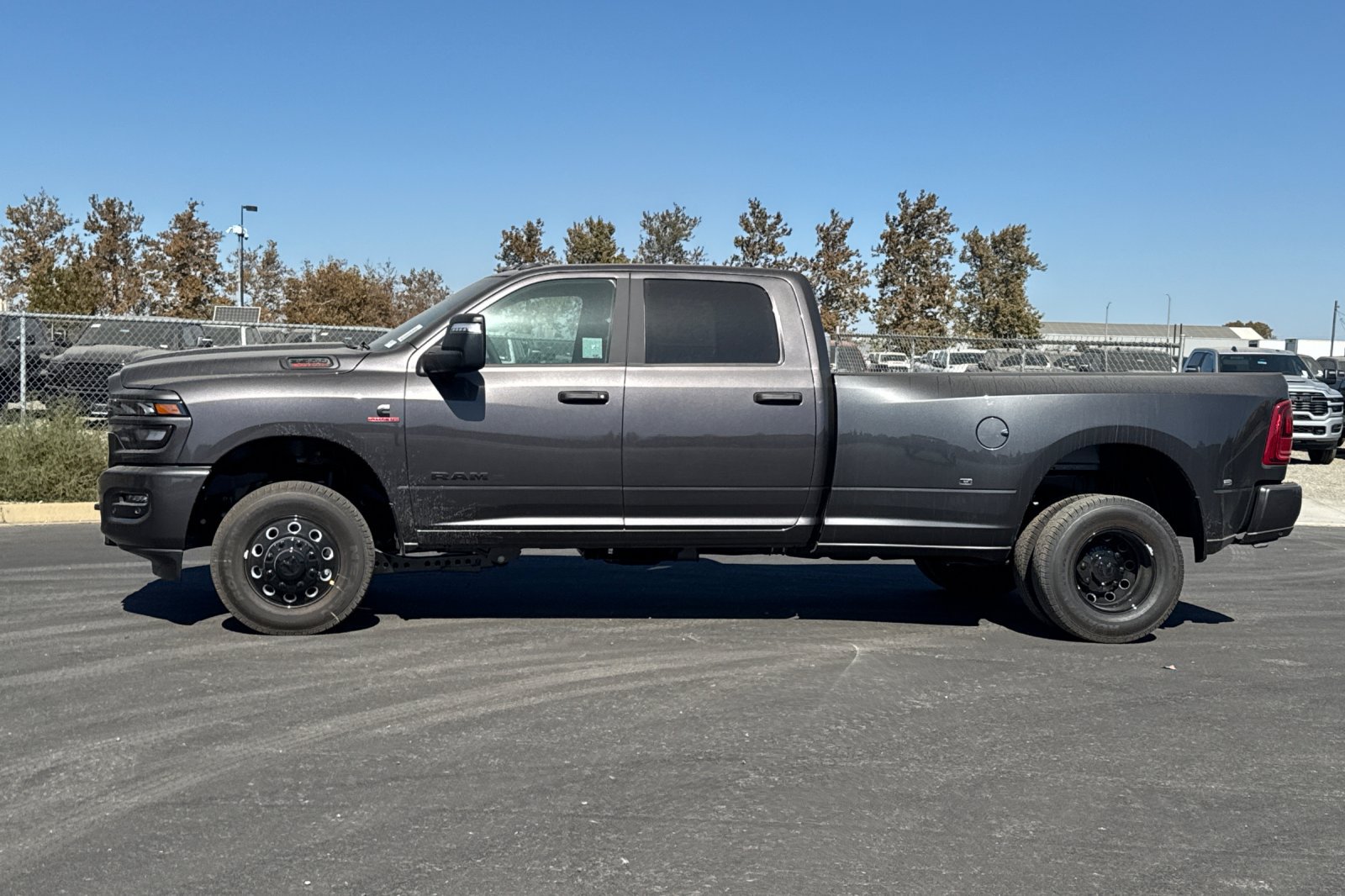 New 2027 RAM 3500 Big Horn AWD/4WD image 6