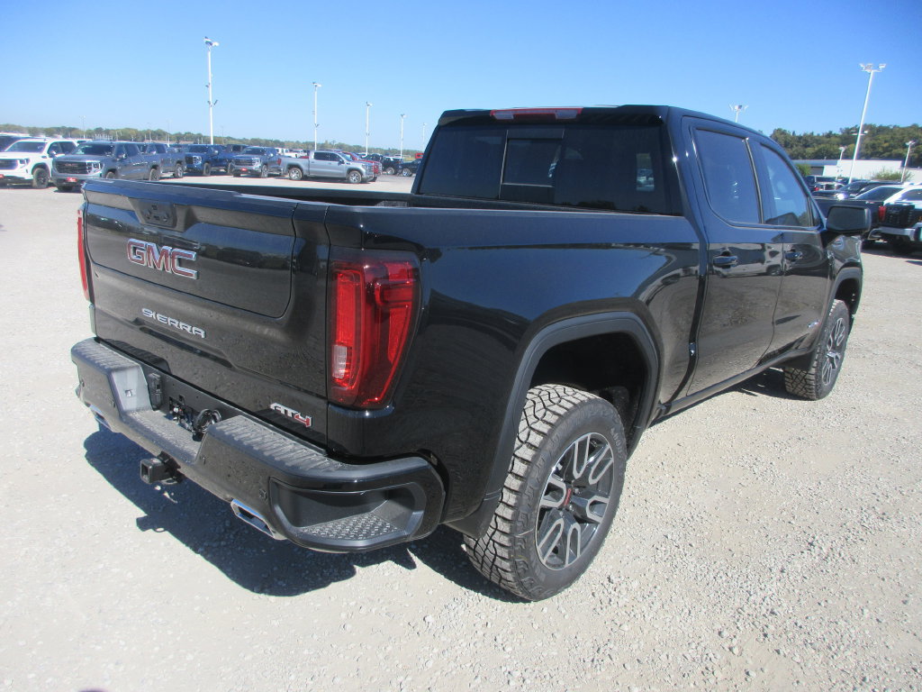 New 2026 GMC Sierra 1500 AT4 w/ AT4 Premium Package AWD/4WD image 4