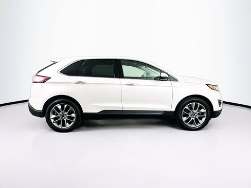 Used 2017 Ford Edge Titanium w/ Equipment Group 302A FWD image 10