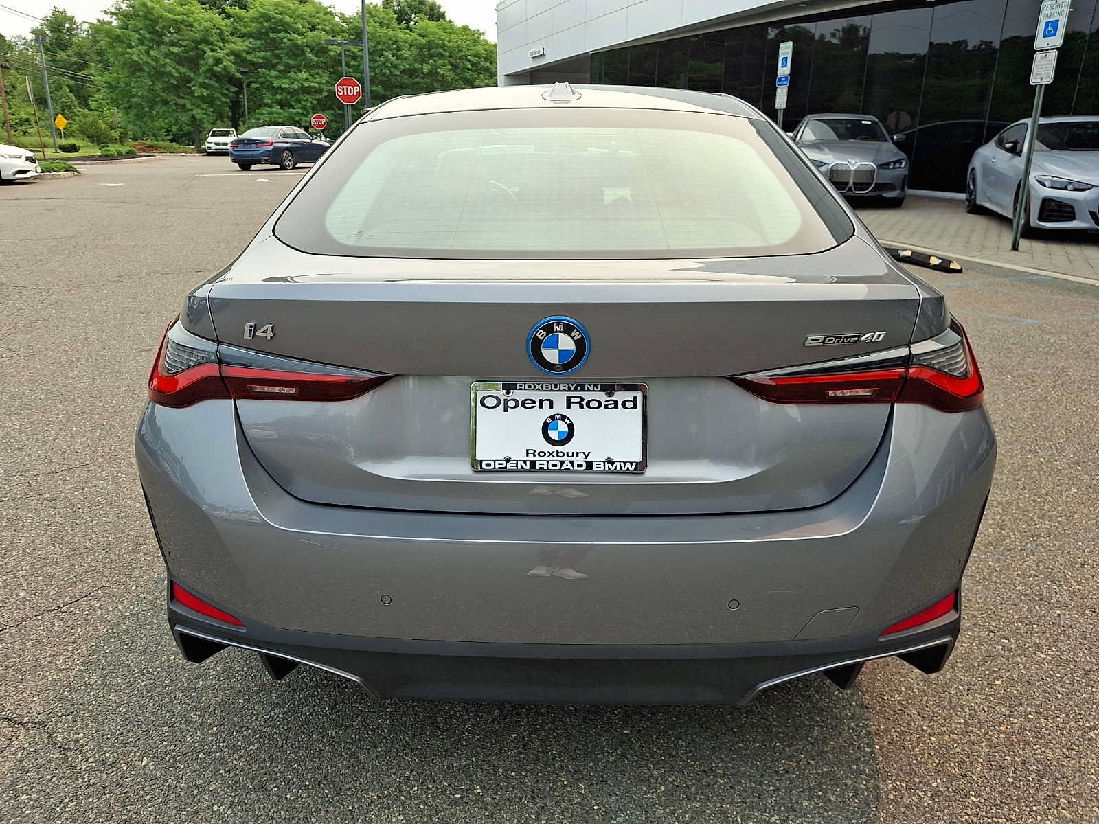Used 2024 BMW i4 eDrive40 w/ Premium Package RWD image 6