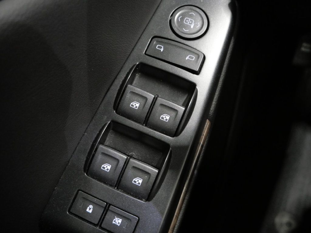 Used 2019 Chevrolet Tahoe LS w/ All-Season Package AWD/4WD image 12