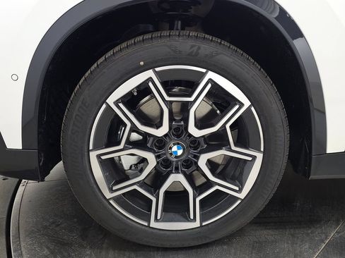 New 2026 BMW X1 xDrive28i w/ Convenience Package AWD/4WD image 7