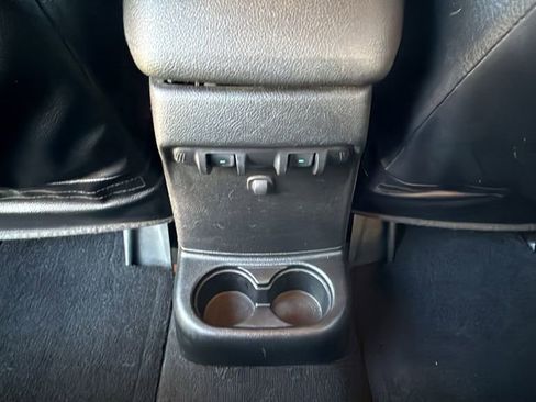 Used 2013 Jeep Wrangler Unlimited Sport image 25