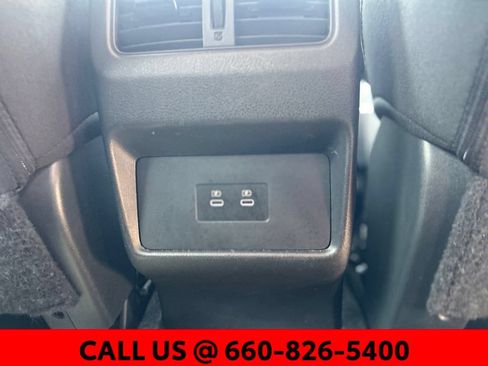 Used 2024 Nissan Rogue SV AWD/4WD image 9