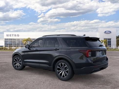 New 2026 Ford Explorer ST-Line w/ Premium Package RWD image 4