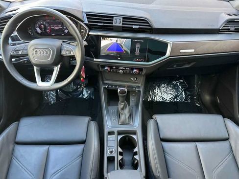 Used 2025 Audi Q3 2.0T Premium w/ Black Optic Sport Package AWD/4WD image 3