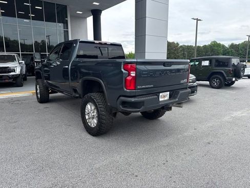 Used 2020 Chevrolet Silverado 2500 High Country w/ Technology Package AWD/4WD image 4