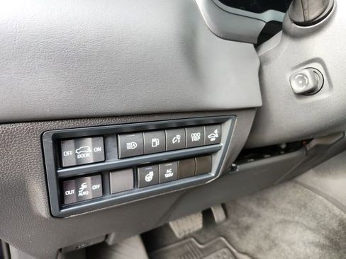 Certified 2024 Toyota Sequoia Platinum image 21