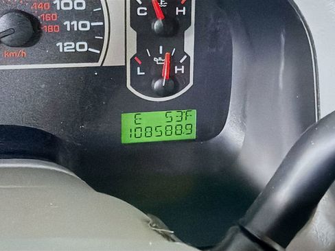 Used 2008 Ford F150 XLT RWD image 14