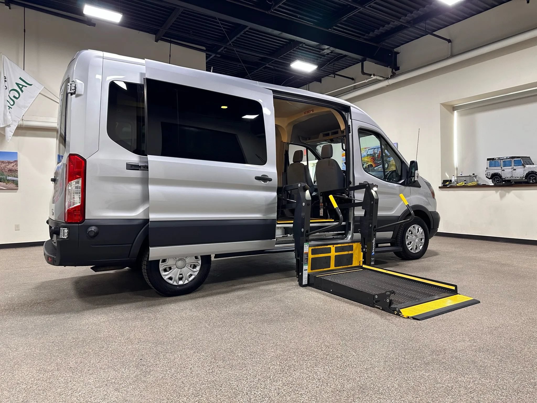 Used 2015 Ford Transit 350 148 Medium Roof RWD image 28