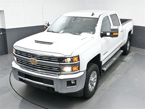 Used 2019 Chevrolet Silverado 2500 LTZ w/ Duramax Plus Package image 29