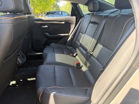 Used 2019 Chevrolet Impala Premier FWD image 17
