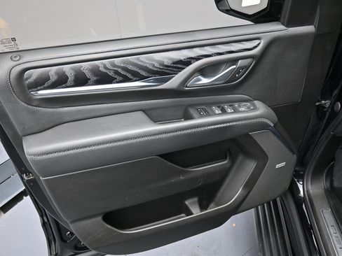 Used 2022 GMC Yukon Denali w/ Max Trailering Package image 9