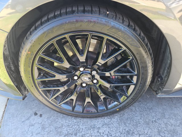 Used 2020 Ford Mustang GT Premium w/ GT Performance Package RWD image 18