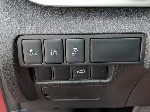 Used 2025 Mitsubishi Eclipse Cross SE AWD/4WD image 24