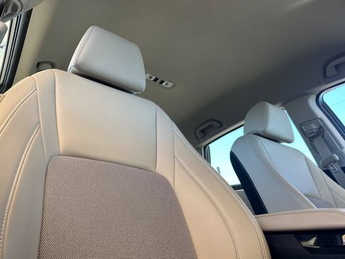 Used 2018 Honda Clarity Plug-In Hybrid image 16