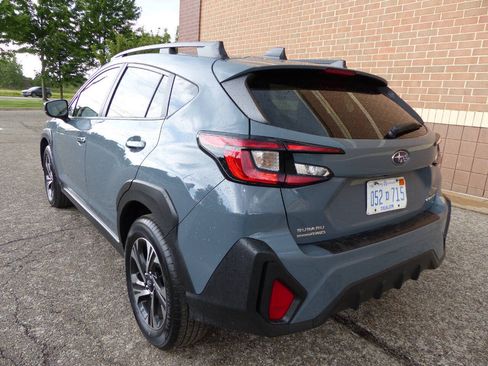 Used 2025 Subaru Crosstrek 2.5i Premium AWD/4WD image 6