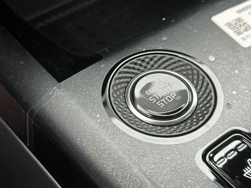 New 2026 Kia Niro SX image 23