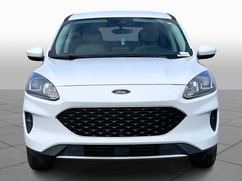 Used 2021 Ford Escape SE image 4