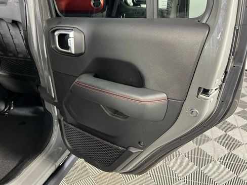 Used 2021 Jeep Wrangler Unlimited Rubicon image 32