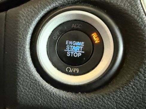 Used 2017 Dodge Durango SXT w/ 3rd Row Seating Group RWD image 20