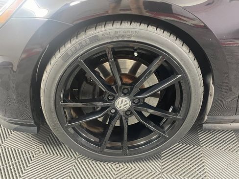 Used 2019 Volkswagen Golf R DCC & Navigation 4Motion image 12