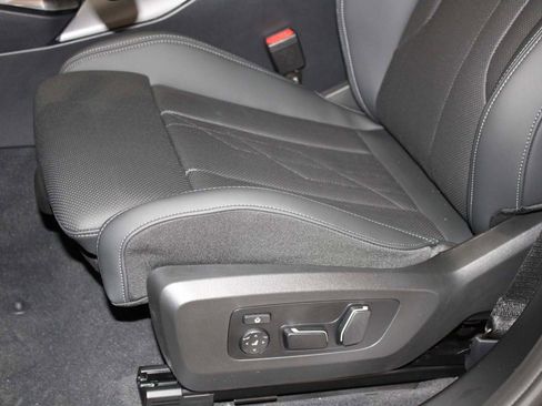 Used 2025 BMW X3 xDrive30i image 14