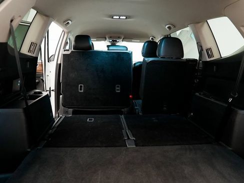 Used 2024 Volkswagen Atlas SE image 40